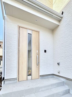 ���ց@��؂ȉƑ��A���q���o�}���錺�ցB