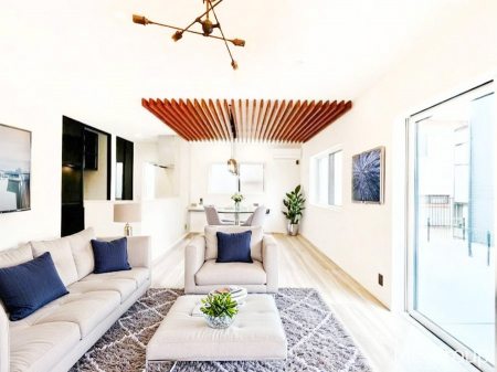 ���r���O�@�傫�ȑ����炽���Ղ�̗z���ƕ����������郊�r���O�@���Ƌ��CG�ł�  