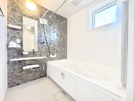 �����@����̔�������Ă���閾�邢�������̂���o�X���[��