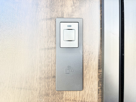 ���̑��@�X�}�[�g�ɊJ���ł���d�q�L�[