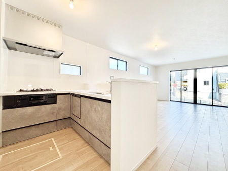 �L�b�`���@���������Ȃ��炲�Ƒ��Ƃ̉�b���y���߂�ΖʃJ�E���^�[�L�b�`��