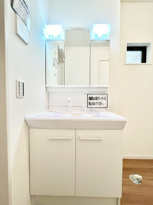 ���ʑ�E���ʏ��@���[�͂Ƌ@�\���ɗD�ꂽ���ʉ��ϑ�@