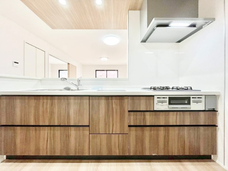 �L�b�`���@�������������I�ɁA�y�����I�V�X�e���L�b�`��