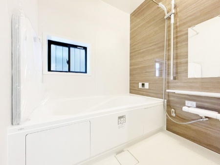 �����@����̔�������Ă���閾�邢�������̂���o�X���[��