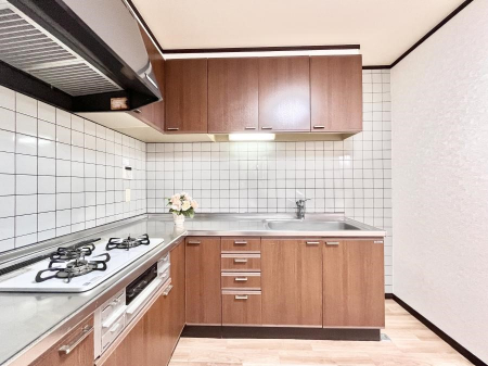 �L�b�`���@L���^���Ɨ�������X�y�[�X���L�X�Ǝg���܂��B�R���p�N�g�ɓ����Ă��������N���N�B  