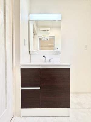 ���ʑ�E���ʏ��@�傫�����₷���O�ʋ��Ő�����������ʑ�́A�g�����Ȃ݃`�F�b�N�┧�̂������ɂ������߂ł��B