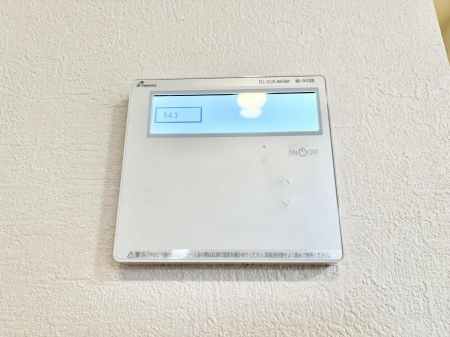 ���̑����ρ@���g�[�t���œ~���|�J�|�J�B���Ƒ��̌e���̃X�y�[�X�ɂȂ�܂��ˁB