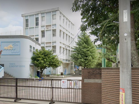 ���ӊ��@���w�Z 700m �s��s���������w�Z