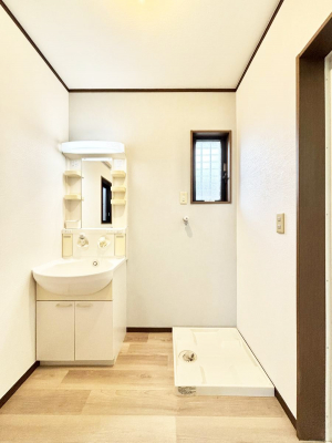 ���ʑ�E���ʏ��@�_�炩�Ȓ��̌����������鑋���������ʎ�