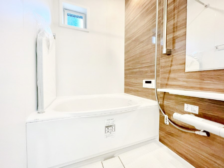 �����@����̔�������Ă���閾�邢�������̂���o�X���[��