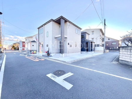 ���n�O�ώʐ^�@�O�ʓ��H�͂�����Ɛ�������Ă��܂�  