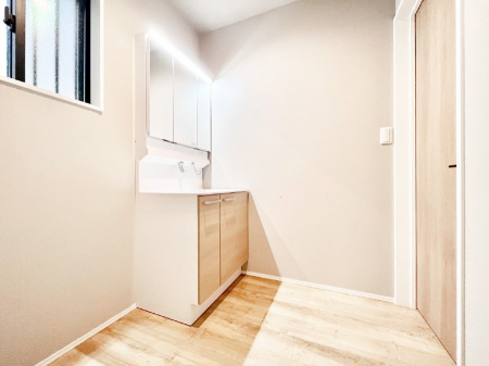 ���̑��@��Ƃ�̐��ʃX�y�[�X�Œ��̐g�x�x�����N���N