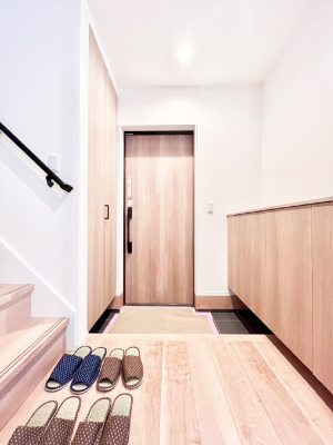 ���ց@�Ƒ��̋A��₨�q�l�������������}���錺��