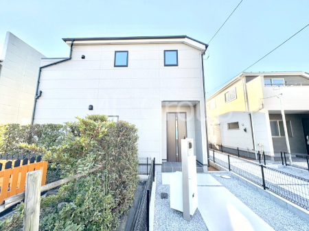 ���n�O�ώʐ^�@���X�����I�����Ղ�̗z���ƊJ�����ɕ�܂�閾�邢�Z�܂��B 