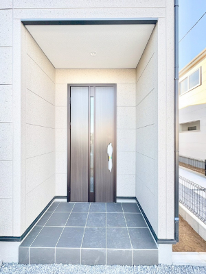 ���ց@��؂ȉƑ��A���q���o�}���錺�ցB