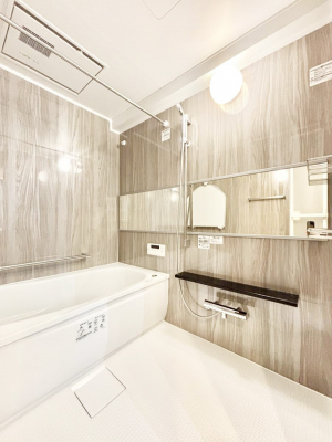 �����@����̔�������Ă���閾�邢�������̂���o�X���[��