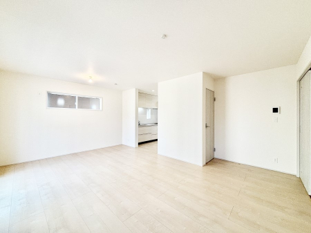 ���̑����ρ@�Ƒ������R�ƏW�܂�e���̃X�y�[�X�ɂȂ肻��