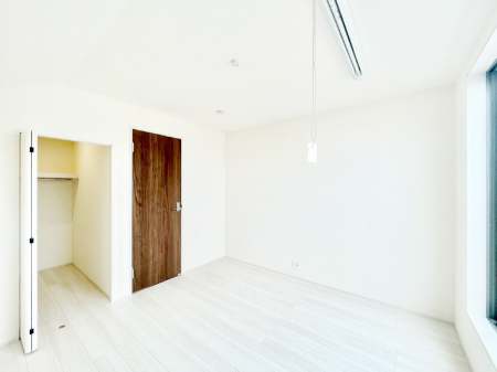 �Q���@�v���C�x�[�g���ԏ[���I��e�ʂ̎��[�͂�������WIC�t���̂������ł��B