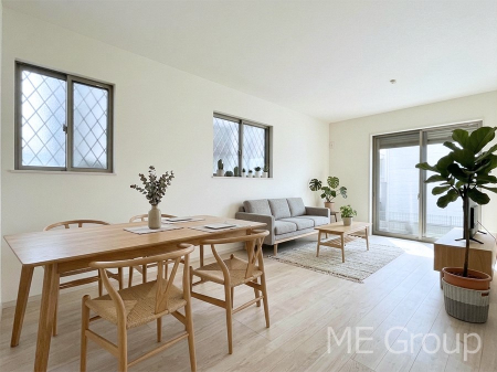 ���r���O�@���Ƒ��̓��₩�Șb�����ŕ�܂�閾�邢���r���O  ���Ƌ��CG�ł�