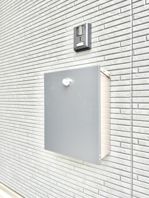 ���̑��@�V���v���f�U�C���̃|�X�g�B