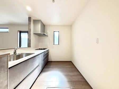 �L�b�`���@��Ƃ肠��L�b�`���ł͂��Ƒ��Ɗy�������������ł��܂��B