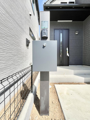 ���̑��@�V���v���f�U�C���̃|�X�g�B