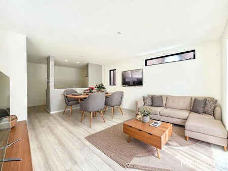 ���r���O�@���Ƒ��̓��₩�Șb�����ŕ�܂�閾�邢���r���O  ���Ƌ��CG�ł�