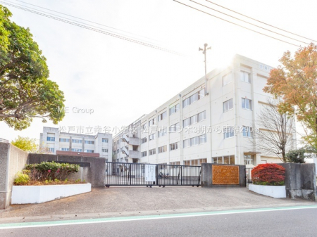 ���ӊ��@���w�Z 290m ���ˎs���K�J���w�Z