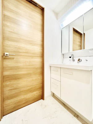 ���ʑ�E���ʏ��@������������ʉ��ώ��Œ��̐g�x�x�����K