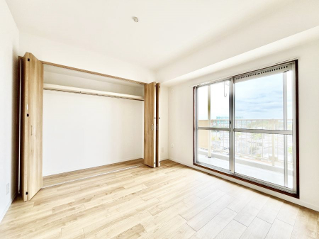 ���̑����ρ@�o���R�j�[���J�������v���X���Ă����m��