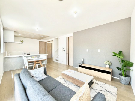 ���̑����ρ@�Ƒ������R�ƏW�܂�e���̃X�y�[�X�ɂȂ肻��      