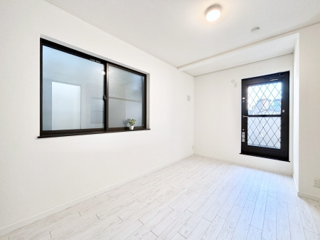 ���̑����ρ@2�ʍ̌����m�ۂ������邢��ԁB�Ƒ��݂�Ȃ����K�ȕ�炵����������݌v�ł��B