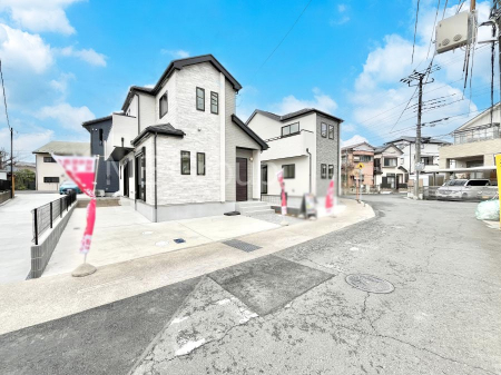 ���n�O�ώʐ^�@�O�ʓ��H�͂�����Ɛ�������Ă��܂�  