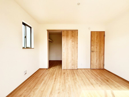 �Q���@�E�H�[�N�C���N���[�[�b�g�����邨�����B�G�߂��Ƃ̓���ւ����s�v�ŕ֗��ł��I