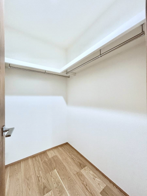 ���̑��@�ߗނ��n���K�[�Ɋ|�����܂܎��[�ł���WIC�B�ߗނ̐������ڂ����₷���ĕ֗��ł��I