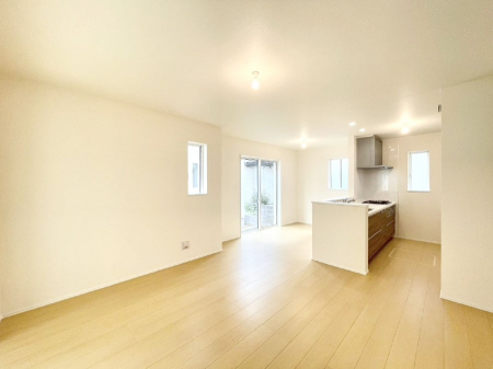 ���̑����ρ@�Ƒ������R�ƏW�܂�e���̃X�y�[�X�ɂȂ肻��