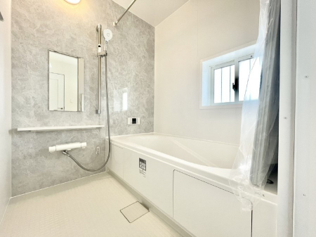 �����@����̔�������Ă���閾�邢�������̂���o�X���[��