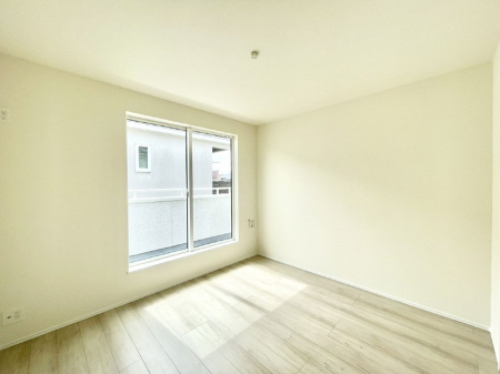 ���̑����ρ@�o���R�j�[���J�������v���X���Ă����m��