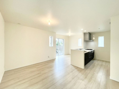 ���̑����ρ@�Ƒ������R�ƏW�܂�e���̃X�y�[�X�ɂȂ肻��