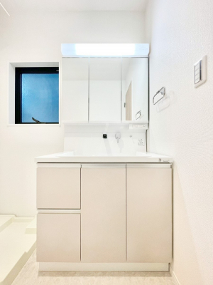 ���ʑ�E���ʏ��@���[�͂Ƌ@�\���ɗD�ꂽ���ʉ��ϑ�