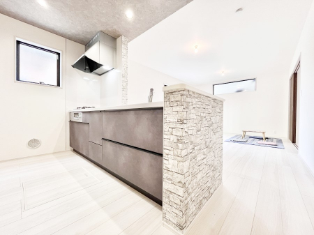 �L�b�`���@���������Ȃ��炲�Ƒ��Ƃ̉�b���y���߂�ΖʃJ�E���^�[�L�b�`��