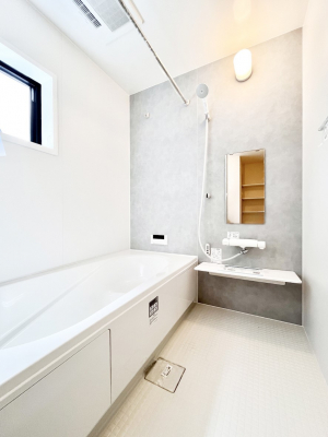 �����@����̔�������Ă���閾�邢�������̂���o�X���[��