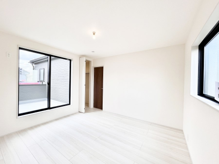 ���̑����ρ@�o���R�j�[���J�������v���X���Ă����m��