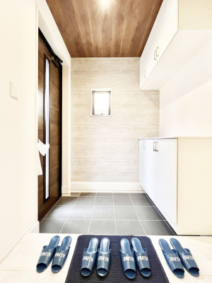 ���ց@���ʔ��͂��Ƒ��̎ʐ^��G�߂̃C���e���A�ŏ���I�Ƃ��ĉ��o�ł��܂�