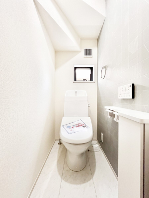 �g�C���@�g�C���͉������@�\�t��