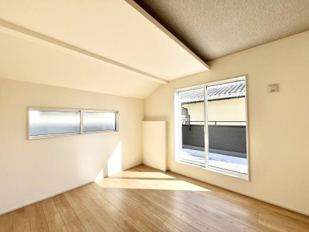 ���̑����ρ@�o���R�j�[���J�������v���X���Ă����m��