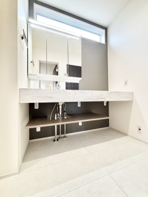 ���ʑ�E���ʏ��@�傫�����₷���O�ʋ��Ő�����������ʑ�́A�g�����Ȃ݃`�F�b�N�┧�̂������ɂ������߂ł��B 