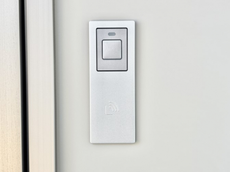 ���ց@���N���N�J���I�X�}�[�g�R���g���[���L�[�B