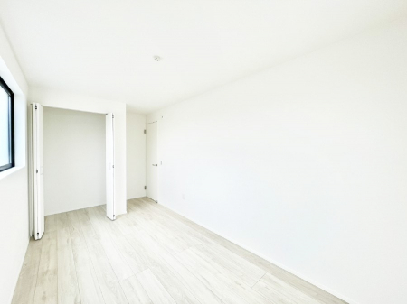 �Q���@�g���₷���`�Ńx�b�g��Ƌ�̒u�����ɂ����邱�Ƃ�����܂���B   