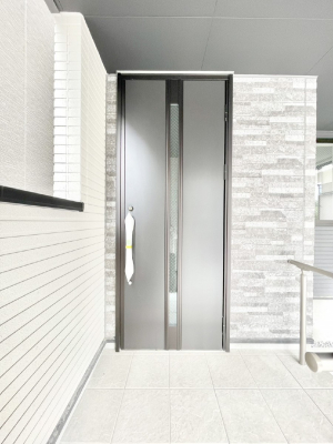 ���ց@��؂ȉƑ��A���q���o�}���錺�ցB